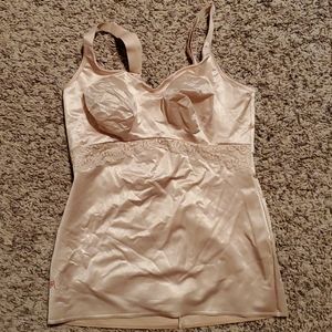 Ruby Ribbon Size 38 Lace Pale Cami